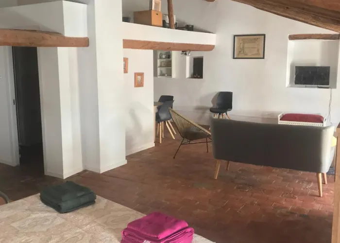 Spacious Attic El Perelló