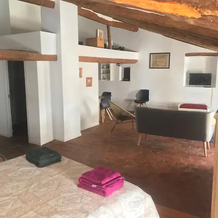 Spacious Attic El Perello (Catalonia)
