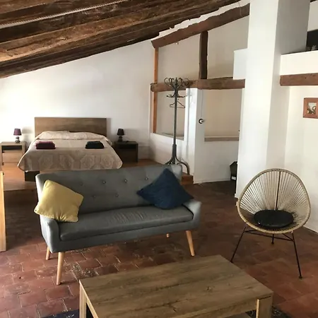 Spacious Attic * El Perello (Catalonia)